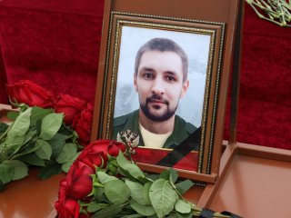 В Башкирии простились с погибшими в СВО рядовыми Ильгизом Сакаевым и Ильдаром Хафизовым