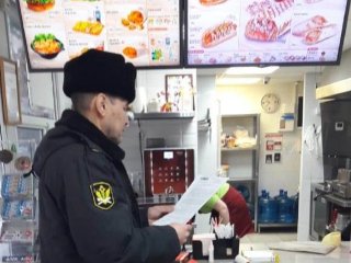 Роспотребнадзор Башкирии сообщил о нарушениях в 6 точках популярной сети кафе в Уфе