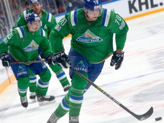 «Салават Юлаев» по буллитам уступил «Амуру»