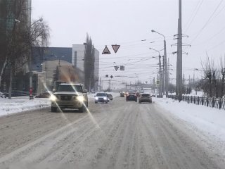 «Сложная обстановка на улицах»: в ГИБДД Уфы раскритиковали коммунальные службы 