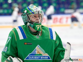 «Спартак» за 13 минут отправил Метсолу на скамейку запасных. Вратарь пропустил три шайбы и был заменен на Кареева