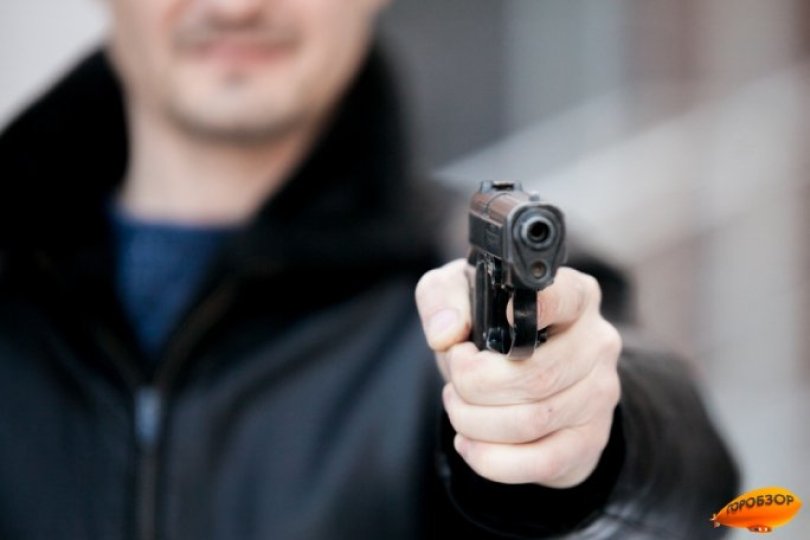 В Уфе 16-летний подросток прострелил глаз случайному прохожему (ВИДЕО) В Уфе 16-летний подросток прострелил глаз случайному прохожему (ВИДЕО)