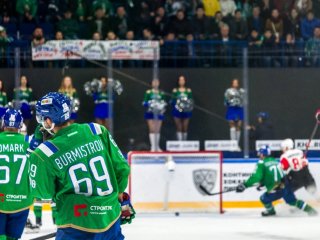 «Авангард» забросил последние пять шайб «Салавату» в равных составах, когда на льду был Бурмистров