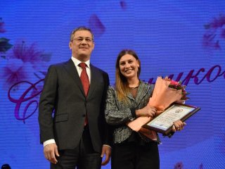 Радий Хабиров поблагодарил врача, которая спасла пострадавшую в страшной перестрелке