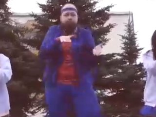В Башкирии сняли пародию на клип UNO Little Big, где позвали горожан убирать дворы 