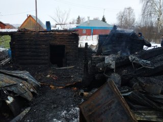 В Башкирии в страшном пожаре погибли двое мужчин