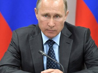 Владимир Путин заявил о недопущении кадрового дефицита врачей из-за пандемии коронавируса