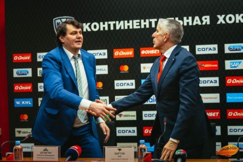 Почетный вице-президент ФХР: «Хартли с «Авангардом» вчистую уступили Цулыгину» Почетный вице-президент ФХР: «Хартли с «Авангардом» вчистую уступили Цулыгину»