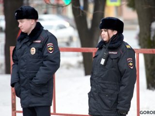 Полицейским в России хотят разрешить стрелять на поражение, вскрывать автомобили и оцеплять дома