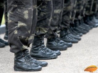 В России не будут призывать в армию школьников из-за коронавируса
