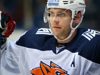 Евгений Бирюков: «Может быть, поднимусь на тренерский мостик «Магнитки», но сегодня хочу продолжить карьеру игрока»