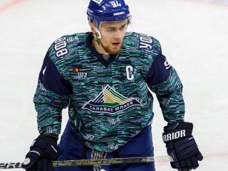 «Салават Юлаев» обменял Гареева в «Трактор». Контракт защитника рассчитан на два года
