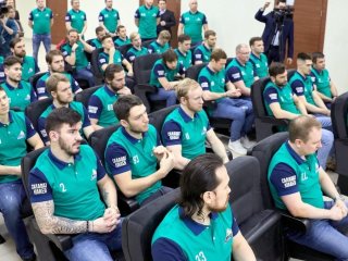 У «Салавата Юлаева» остается один день, чтобы выплатить хоккеистам бонусы и часть зарплаты