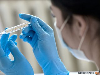 В Роспотребнадзоре рассказали о влиянии теплой погоды на коронавирус