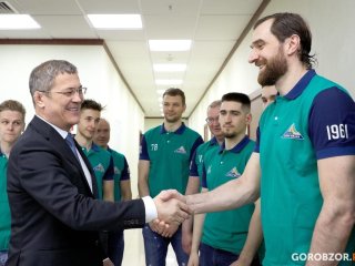Власти Башкирии разрешат хоккеистам и футболистам тренировки
