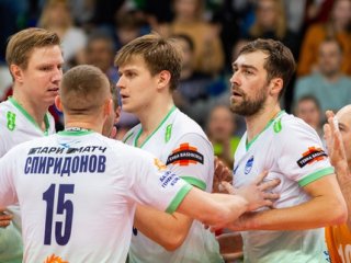Долги по зарплате волейболистам «Урала» составляют три месяца