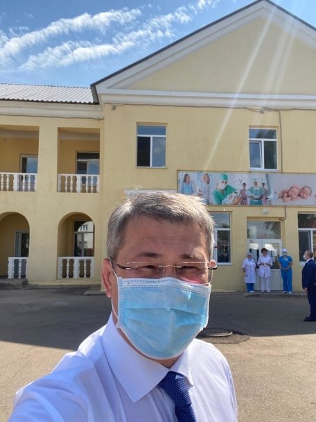 Радий Хабиров призвал жителей Башкирии «смело рожать» Радий Хабиров призвал жителей Башкирии «смело рожать»