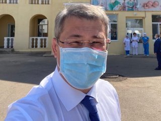 Радий Хабиров призвал жителей Башкирии «смело рожать»