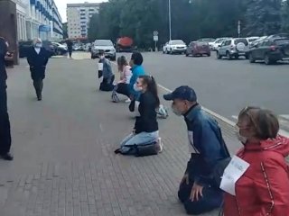 Власти Уфы высказались о ситуации с пикетом жителей разрушающегося дома на Шота Руставели
