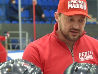 Андрей Зюзин: «В НХЛ за 12 лет из отпуска с лишним весом вышел только Ткачук. У нас же в «Салавате» проблемы были у 60%»