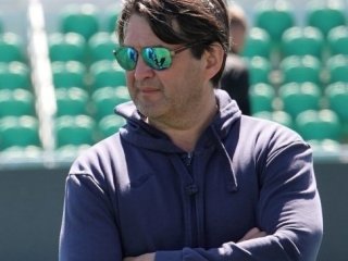 Шамиль Газизов зашел в раздевалку «Уфы» после ничьи с «Локомотивом»