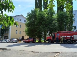 Злоумышленники сообщили о 4 заминированных зданиях судов Уфы