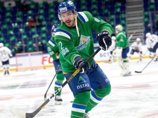 Коледов пропускает игру с «Трактором» из-за болезни