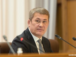 «Мы раскалываемся»: Радий Хабиров встретился с защитниками шихана Куштау