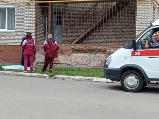 В Башкирии возле дома нашли тело погибшего парня