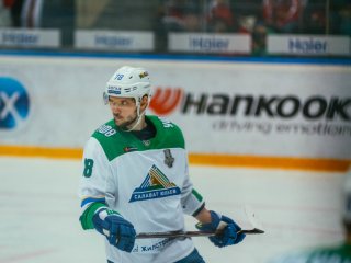 Александр Кадейкин о походе Коледова в ночной клуб: «Меня нет в соцсетях, я этого не видел»