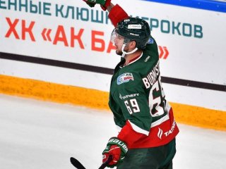 Бурмистров забросил первую шайбу после возвращения в «Ак Барс» (ВИДЕО)