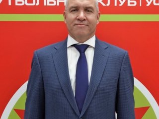 «Пока в отставку не подавал». Гендиректор «Уфы» рассказал о будущем Евсеева