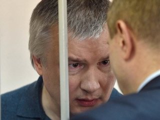 Экс-сенатор от Башкирии Игорь Изместьев останется за решеткой
