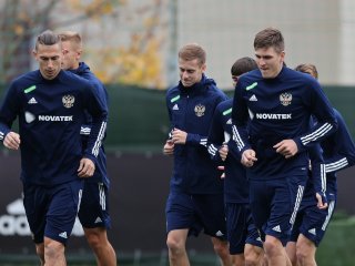 Сборная России проиграла Швеции в товарищеском матче
