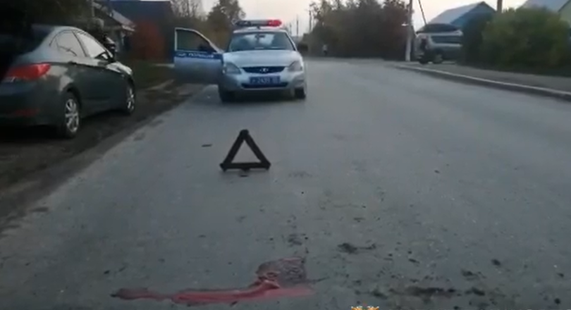 В Башкирии под колесами автобуса погибла 26-летняя девушка В Башкирии под колесами автобуса погибла 26-летняя девушка