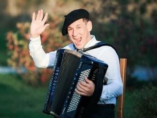 В Уфе простятся с погибшим музыкантом Айнуром Фатиховым