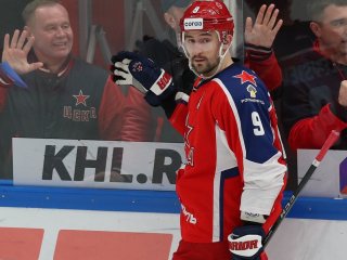 Антон Слепышев набрал 150-е очко в КХЛ