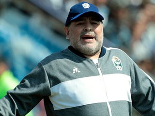 Марадона госпитализирован по состоянию ухудшения здоровья