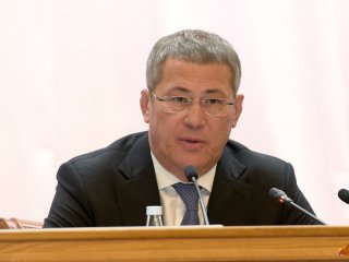 «Все! Все хождения закрывайте»: глава Башкирии призвал отменить массовые мероприятия