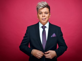 Элвин Грей пригласил на сцену представителя Роспотребнадзора