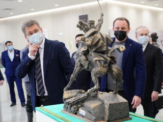 Глава Башкирии попросил жителей проголосовать за памятник Минигали Шаймуратову