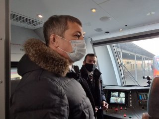 Глава Башкирии рассказал о реконструкции железнодорожного вокзала в Уфе