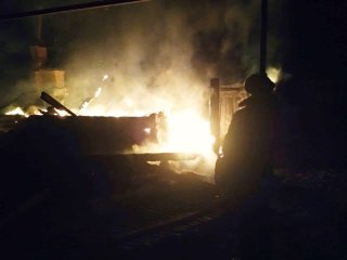 В Башкирии спасатели вытащили из огня тела троих погибших