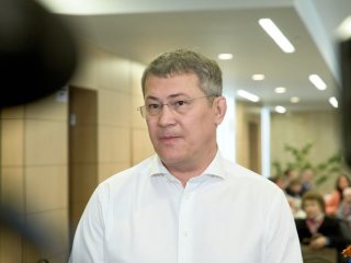 Глава Башкирии попросил Сергея Грекова не откладывать «хронические болезни» Уфы