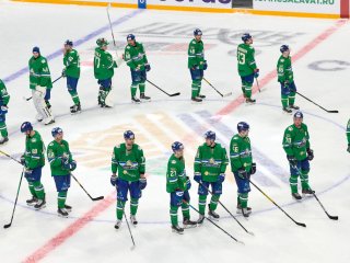 «Салават Юлаев» обыграл «Амур» и вышел в плей-офф КХЛ

