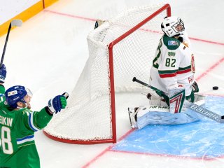 Спрей от блох, жесткий троллинг и много крови. Первое «зеленое дерби» в Уфе получилось топовым 