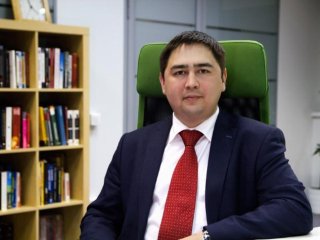 Азат Бадранов прокомментировал предстоящее слияние УГАТУ и БашГУ