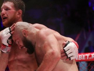 Минеев: «Исмаилов больше двух раундов драться не может. Ему химию нужно менять»