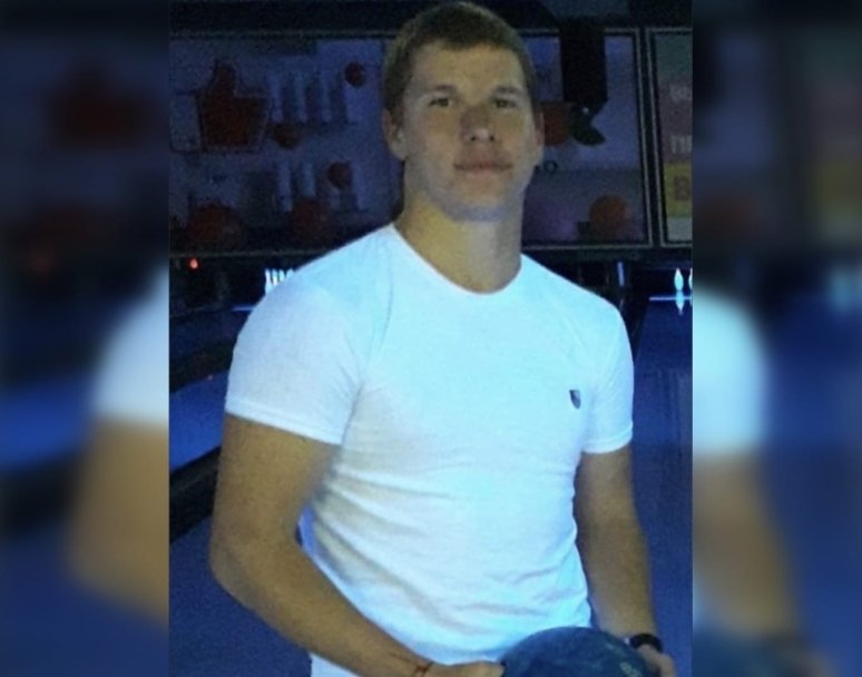 В Уфе ищут пропавшего без вести 17-летнего Дмитрия Десяткина В Уфе ищут пропавшего без вести 17-летнего Дмитрия Десяткина