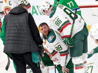 «Зеленое дерби». «Ак Барс» получил два удаления за симуляцию (ВИДЕО)